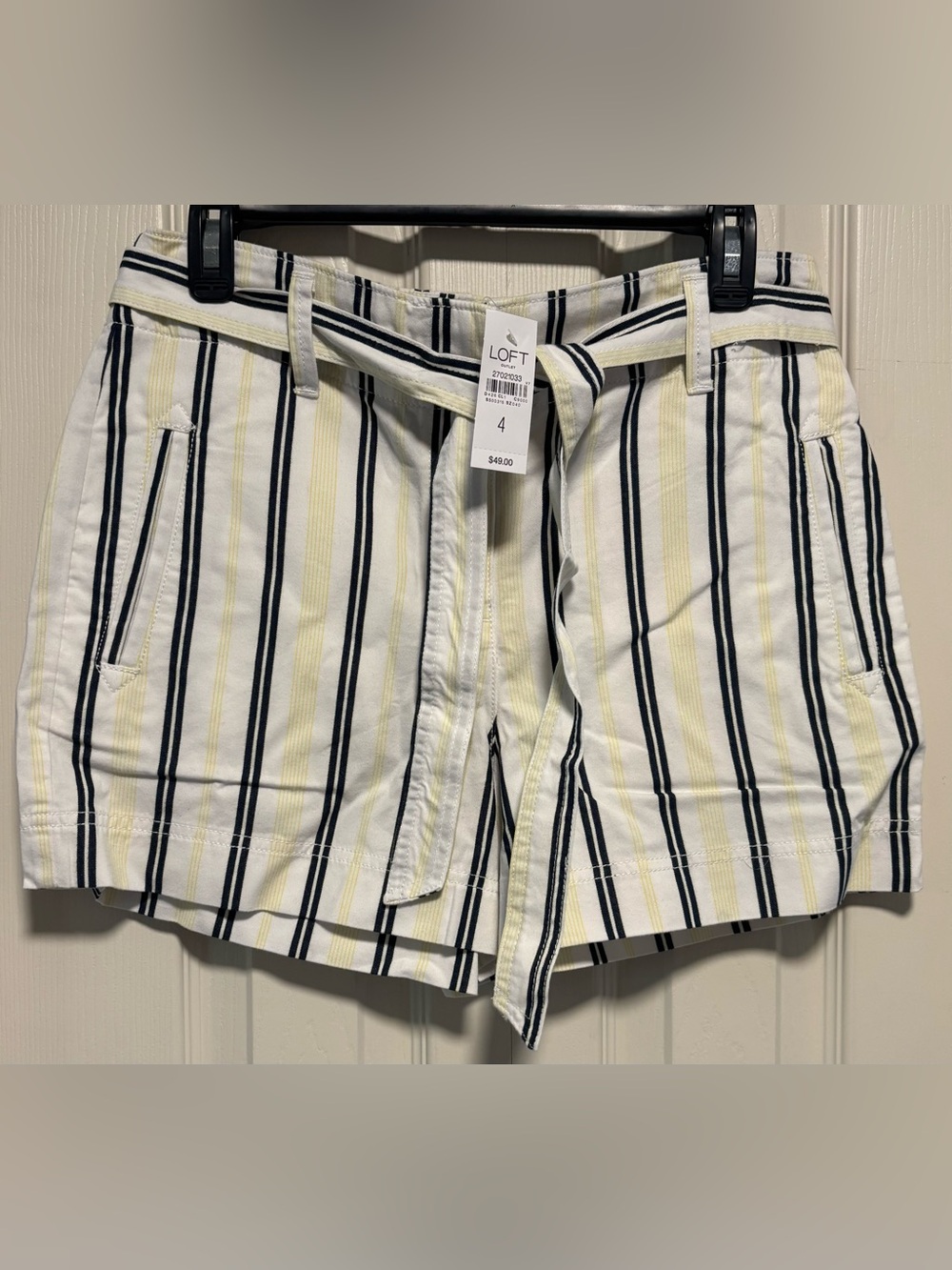 NWT LOFT Striped Paperbag Tie-Waist Shorts Size 4
